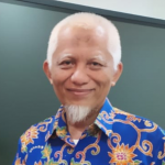 Prof. Veni Hadju : UMUR