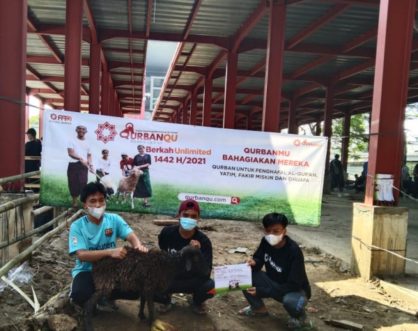 Idul Adha 1442 H, PPPA Daarul Qur'an Salurkan Hewan Qurban