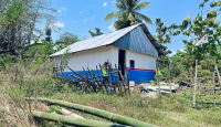ARM HA IPB  Rampungkan  4 Unit Huntara Bagi Penyintas Gempa Flores