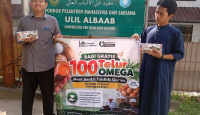 Tebar Pangan Bergizi Salurkan 100 Telur Omega untuk Mahasantri PPMS Ulil Albaab UIKA Bogor