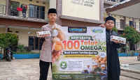 Kolaborasi Ummat TV Peduli dan DKM Al I’tisham Salurkan 100 Telur ke Ponpes Wahdah  Cibinong