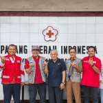 Penyintas Banjir Sumatra Terima Bantuan Obat-Obatan dari ARM HA IPB Kerjasama PMI Sumbar