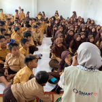 Tak Ada Uang, Anak SD Berikan Cincin untuk Palestina