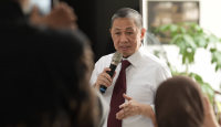 Anis Matta : Mengantar Publik dari Pendangkalan ke. Pemahaman