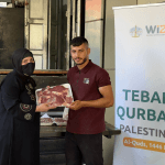 WIZ, KITA Palestina, dan Muslimah Wahdah Salurkan Qurban di Al-Quds, Palestina