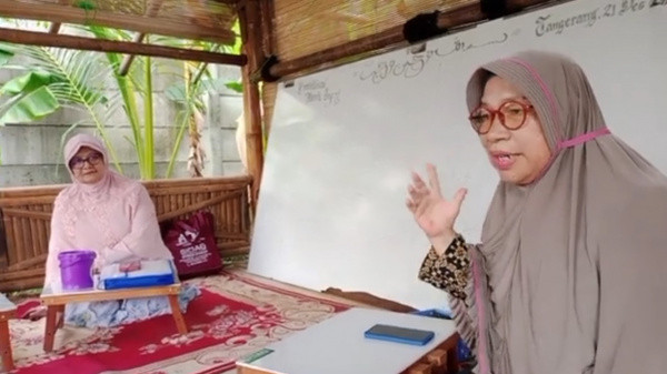 SIMAQ: Perjalanan Ibu Nina Gazali dalam Menginspirasi Ibu-Ibu Dalam Memahami Al Qur’an