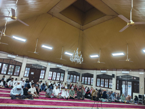 (Gambar) Masjid Al I'tisham Peringati 1 Muharram 1448 Dengan Mengundang Sahabat Masjid Bogor