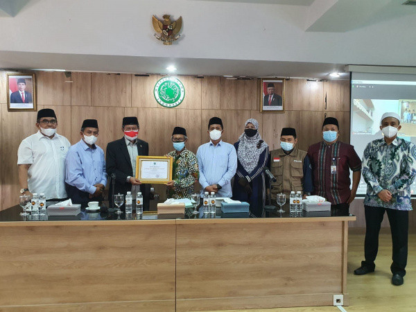 MUI Apresiasi Donasi Jamaah Masjid Al Azhar untuk RSI Hebron