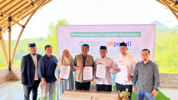 DT Peduli Gelontorkan Rp 973 Juta untuk Pemberdayaan Ekspor Ubi  & Bangun Asrama Tahfiz di Bogor