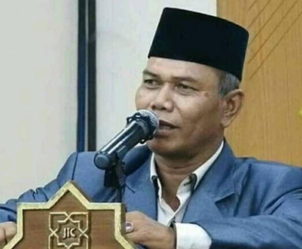 Secara Aklamasi Kiai Ma'mun Kembali Memimpin DMI DKI