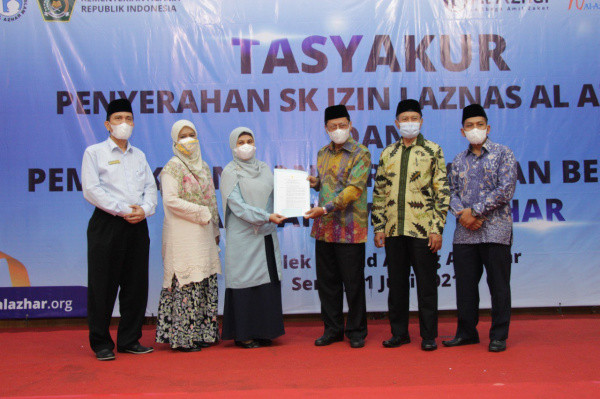 LAZ Al Azhar Resmi Perpanjang Izin Operasional  sebagai Lembaga Amil Zakat Nasional (LAZNAS)