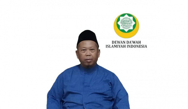 JIKA ADAB BELUM BAIK, JANGAN BURU-BURU KULIAH