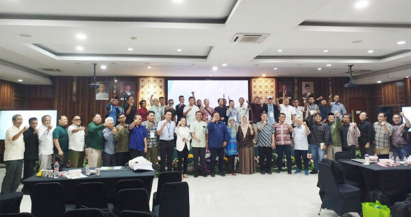 UKW UMJ  Ke 17 Tekankan Niat Ikhlas sebagai Pondasi Profesi Jurnalis