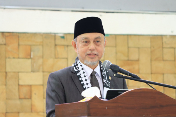 Tamsil Tegaskan Pentingnya Sinergi Organisasi dan Pemerintah Pembangun Desa di Muktamar V Wahdah