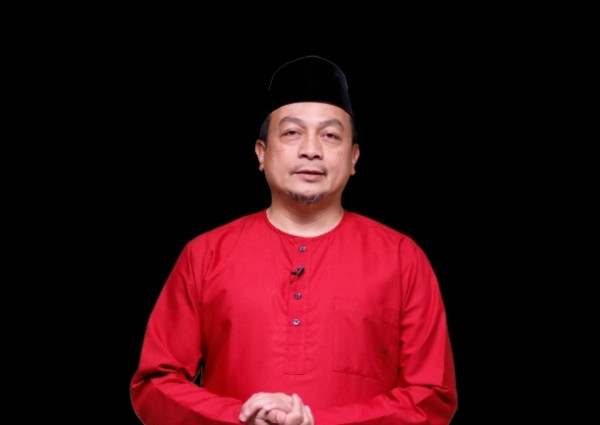 Ustaz Bachtiar Nasir Luncurkan Program Khatam Quran