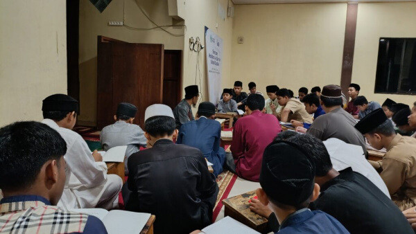 One Day One Page: Menumbuhkan Cinta Al-Qur’an di SQ Wahdah