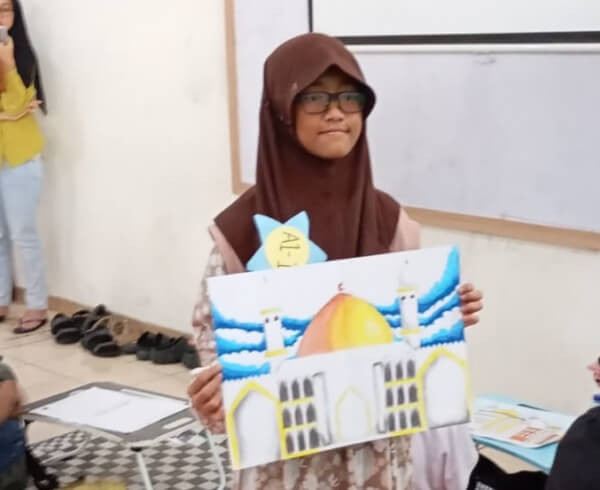 Siswa SDN Sukadamai 2 Bogor Ikut Lomba Menggambar di Universitas Ibn Khaldun