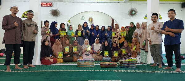 Wahdah Resmikan Kelompok Dirosa Baru di Batang Kapas Pesisir Selatan