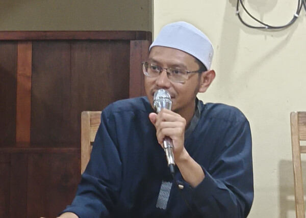 5 Motivasi Buat Santri, yang Disampaikan  Ustadz Maulana La Eda, Ph.D