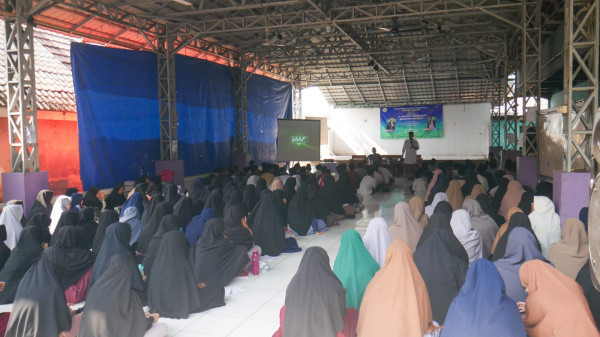 Pesantren Al Qur'an Terpadu Ruhul Jadid Tangerang Gelar Ceramah Motivasi Bersama DEA