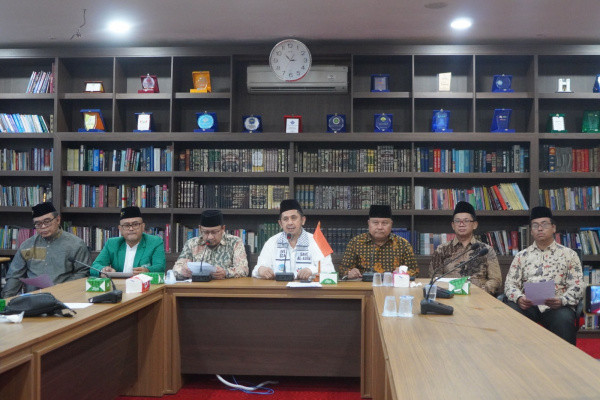 Forkomnas Sampaikan Sikap atas Tiga Isu: Serangan ke Tanah Suci, Pelarangan Jilbab, dan Rencana Konser