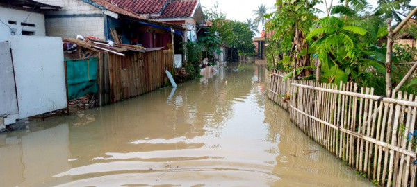 Banjir di Kabupaten Karawang Berdampak Pada 321 Jiwa