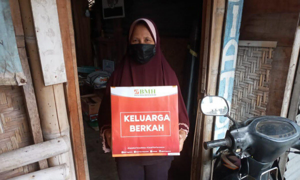 LAZNAS BMH Yogyakarta Salurkan Sembako Program Keluarga Berkah di Gunungkidul