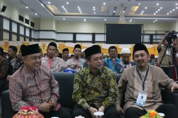 Sambangi Arena Mukernas, Senator dan Wakil Gubernur Kaltim Puji Perkembangan Wahdah Islamiyah