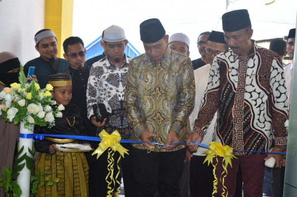 Bupati Wajo Resmikan Pusat Dakwah Muslimah