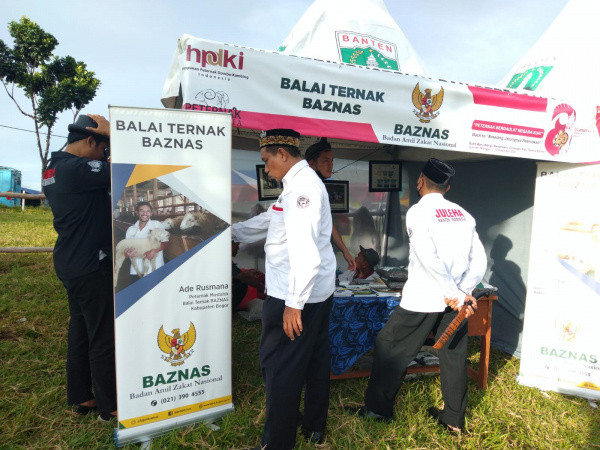 Produk Mustahik BAZNAS Hadir di Pameran Himpunan Peternak Indonesia