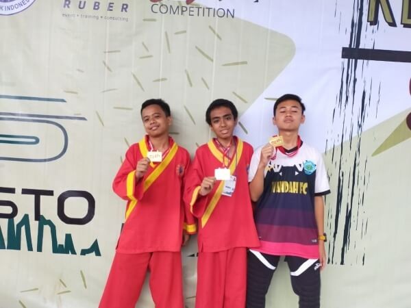 Santri Wahdah Islamiyah Cibinong Bogor Sabet 4 Medali Emas dan 7 Perak di Kompetisi Silat Nasional