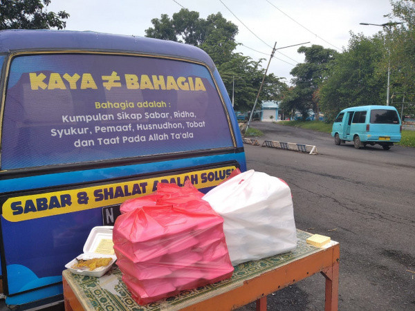 Berbagi Sedekah dan Nasihat Ala KQS Ar-rahman