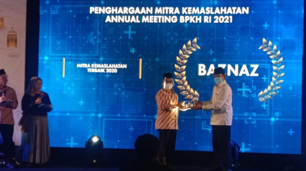 BAZNAS Terima Penghargaan Mitra Kemaslahatan Terbaik 2020 dari BPKH