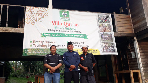 Gebrakan WPI Santripreneur Gelar Sedekah Jumat dan Tebar Mushaf Santri Yatim Piatu serta Dhuafa