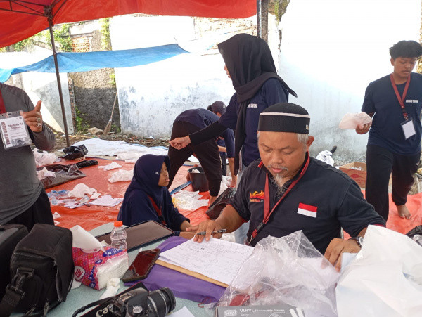 Qurban Perdana DKM Mushallah I'tisham RW 03, 2026 Berhasil menghimpun 4 Sapi dan 8 Kambing Disembelih.