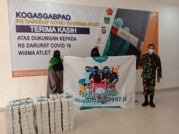 Muslimah Wahdah Islamiyah Bagikan 20 Ribu Paket Ifthar Serentak di Seluruh Indonesia