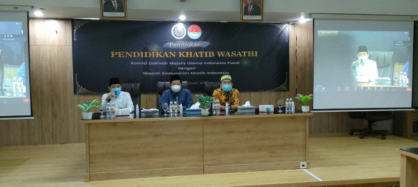 MUI Minta Khatib Jumat Tak Kejar Amplop