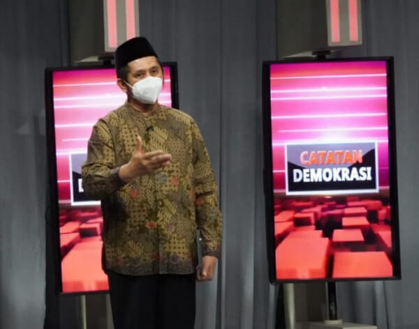 Ustadz Zaitun Rasmin Sampaikan Kisah Seutas Benang dalam Mengelola Negara