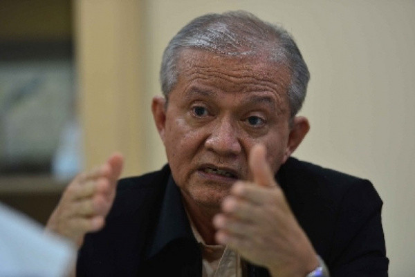 MUI Imbau Shalat Jumat Ditangguhkan dan Jamaah di Rumah untuk Zona Merah Covid-19